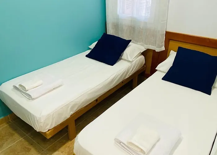 Safir Con Vista Mare E Piscina סון באו